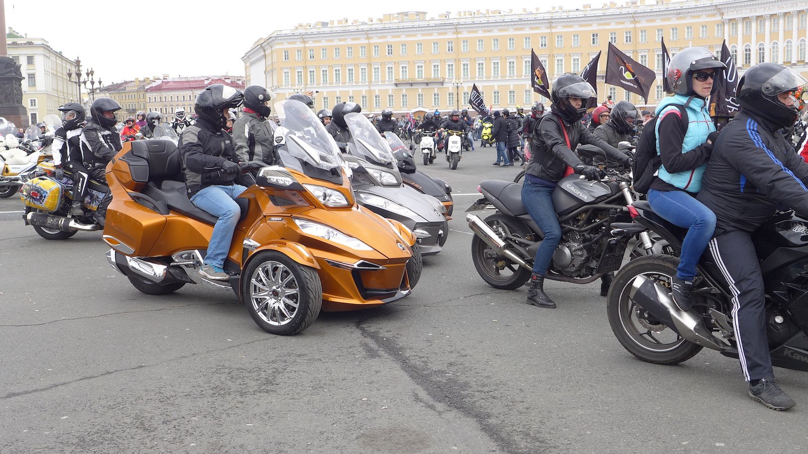 Байкер Открытие мото-сезона 2015