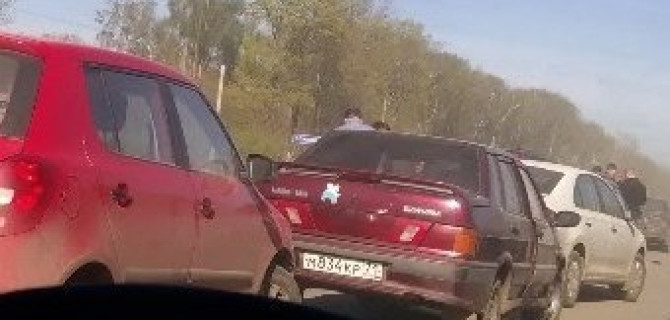 Под Тулой столкнулись 11 автомобилей