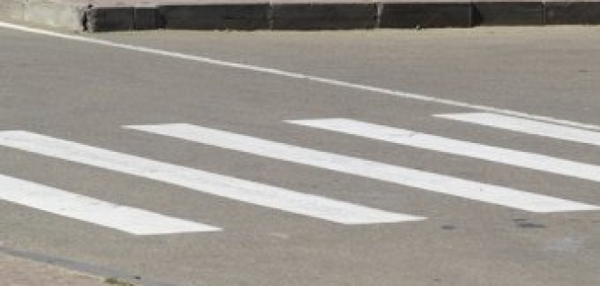 В Энгельсе пьяный водитель насмерть сбил мать с ребенком на переходе