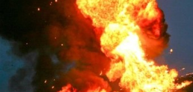 Под Волгоградом после ДТП взорвались две фуры