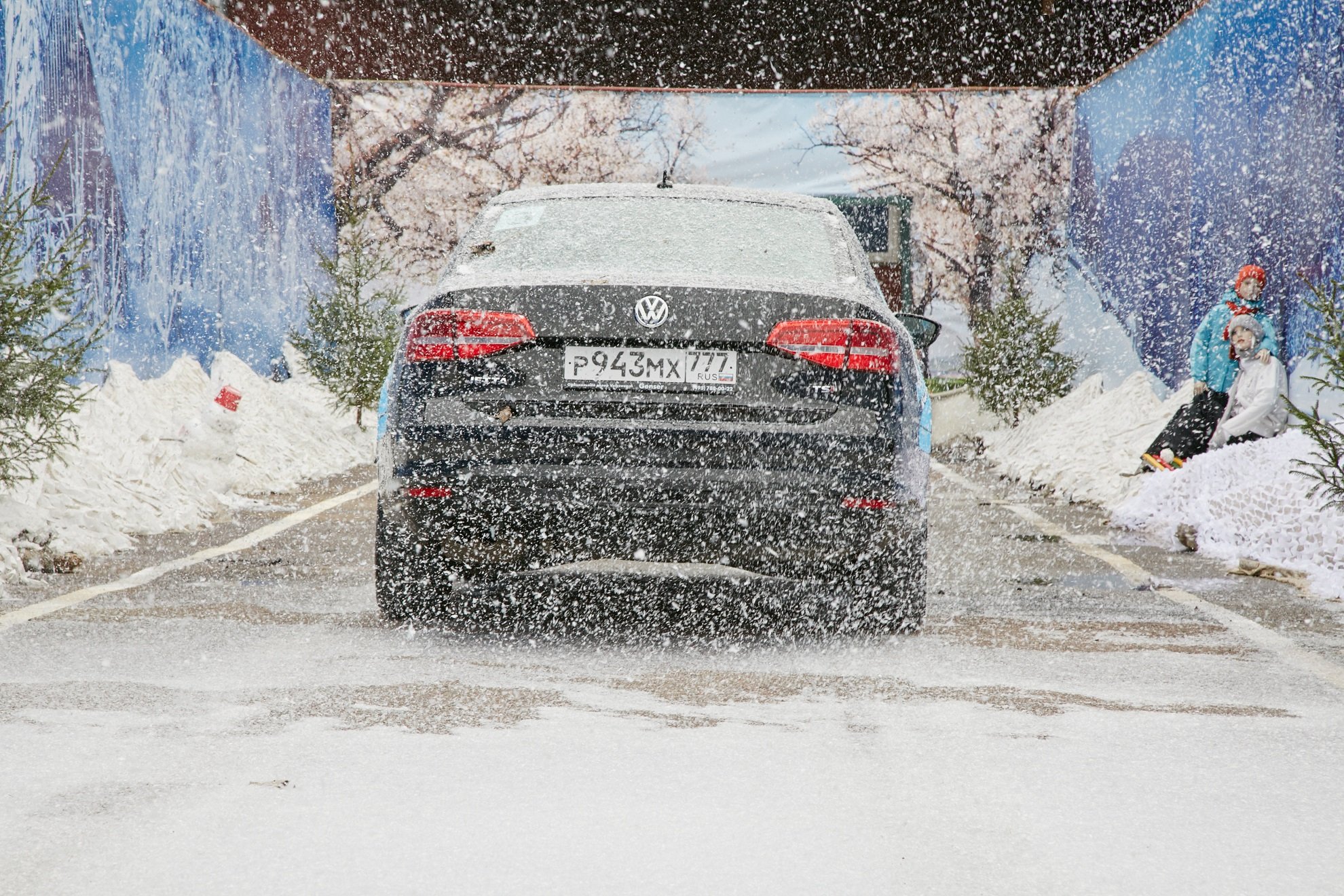 Авто АЛЕА приняла участие в фестивале «Дизайн-Субботник» Seasons! IMG_3465.jpg