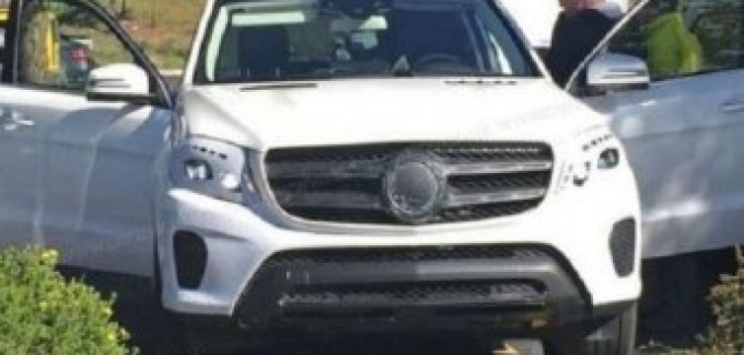 Новый Mercedes-Benz GLS заснят во время дорожных тестов