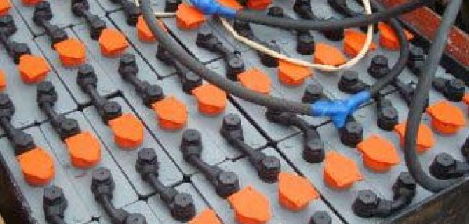 Преимущества поогрузчиков с электроприводом