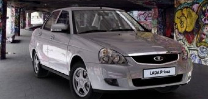 «АвтоВАЗ» выпустит юбилейный 900-тысячный экземпляр Lada Priora
