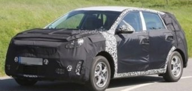 Кроссовер KIA Niro попал в объективы фотошпионов