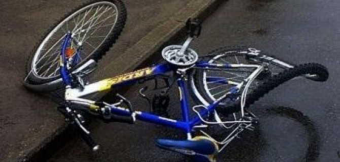 В Челябинске полицейский сбил нетрезвого велосипедиста