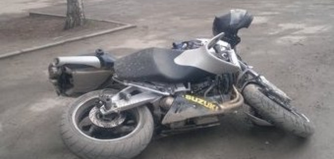 В Москве мотоциклист насмерть сбил пешехода и погиб сам