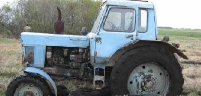 На трассе Сортавала-Петрозаводск несовершеннолетний водитель врезался в трактор