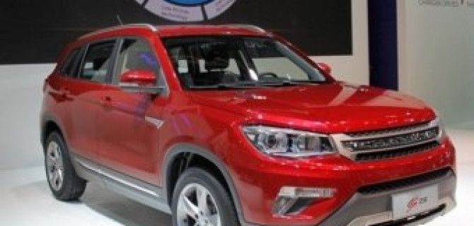 Китайский кроссовер Changan CS75 с полным приводом приедет в Россию