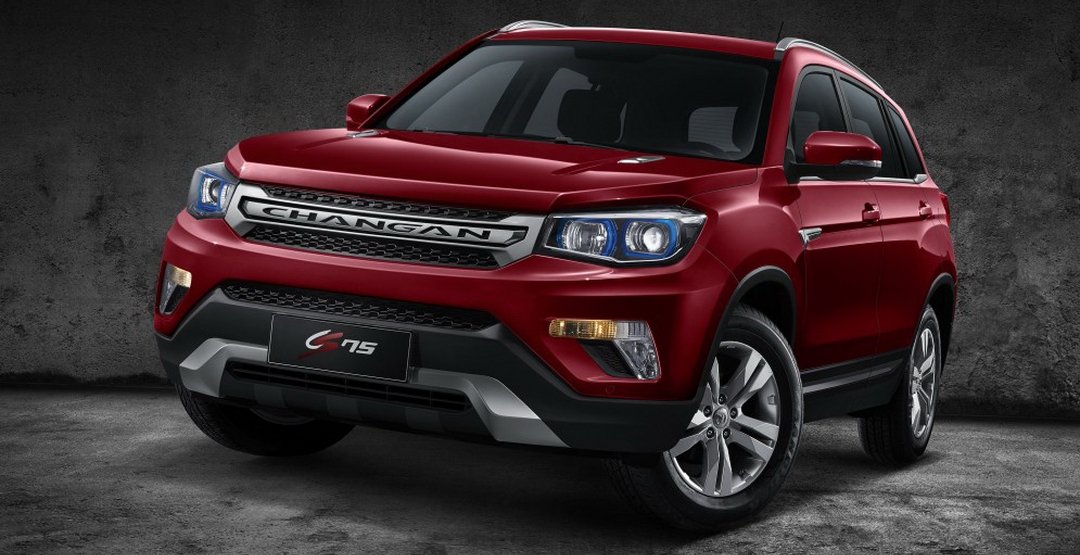 Китайский кроссовер Changan CS75 с полным приводом приедет в Россию Changan CS75.jpg