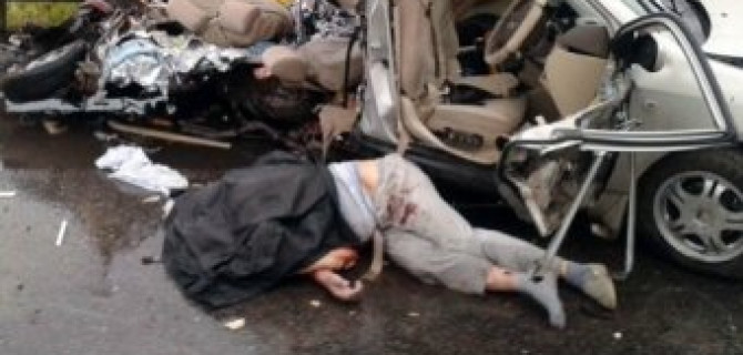 В ДТП под Сургутом Тойоту разорвало на части