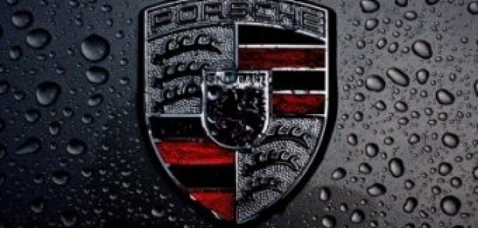 Porsche временно приостановили поставку автомобилей в Россию
