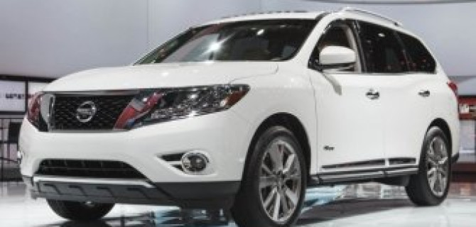 Гибридные Nissan Pathfinder и Infiniti QX60  не пользуются спросом