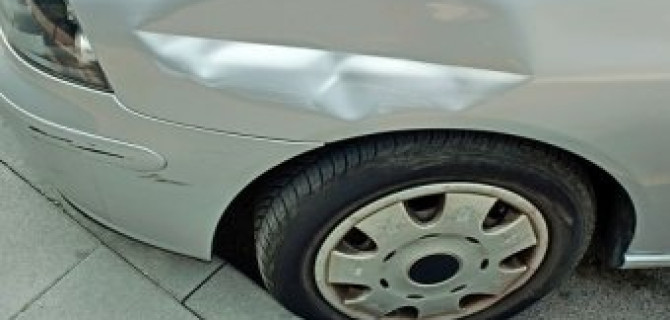 В Финляндии двое малышей смогли уехать из дома на родительской машине