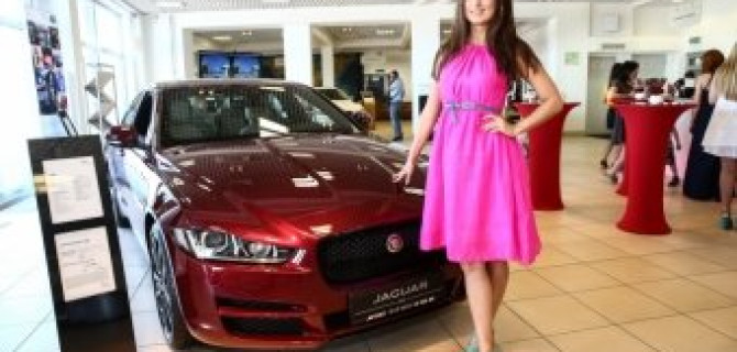 Презентация Jaguar XE в АРТЕКС