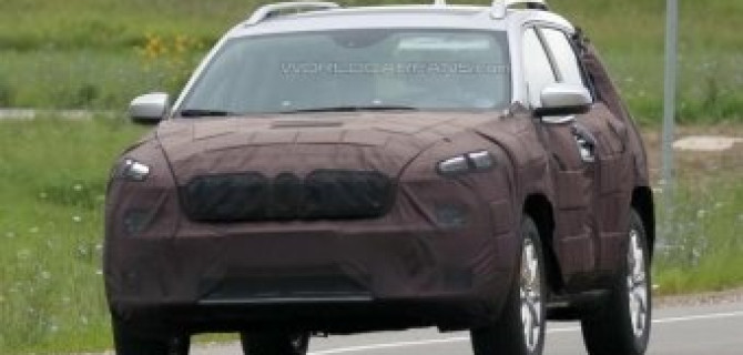 Фотошпионы поймали новый Jeep Cherokee