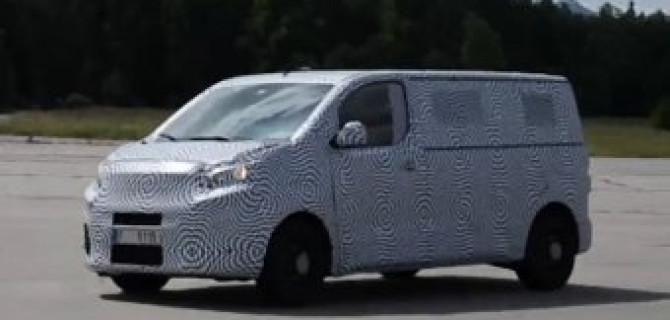 Skoda тестирует первый минивэн