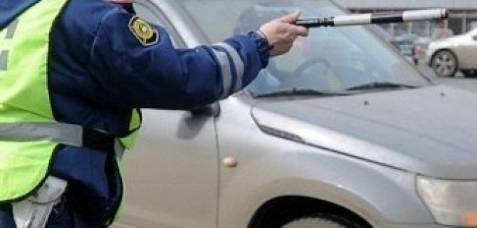 В Москве нетрезвый водитель сбил полицейского