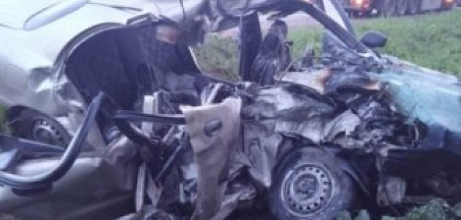 Под Уфой в аварии погибли три девушки