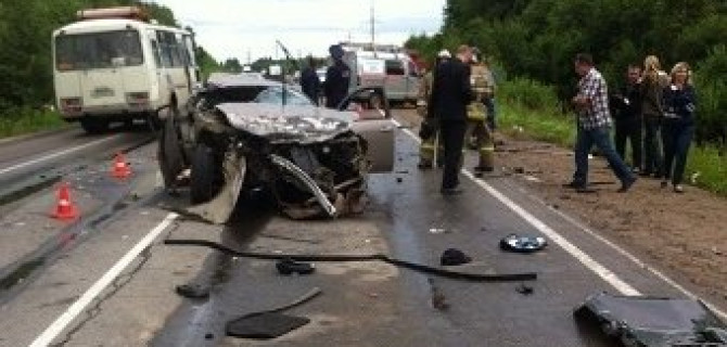 В аварии под Череповцом погибли четыре человека