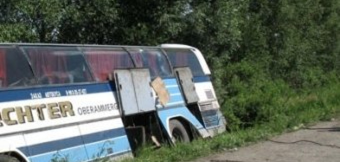 В Мордовии автобус съехал в кювет: есть пострадавшие