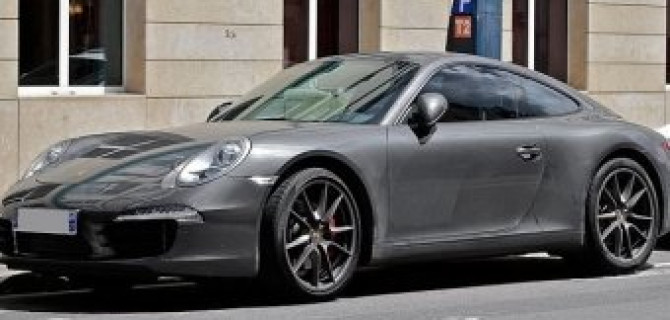 В Германии тестируют новейший Porsche 911 Carrera