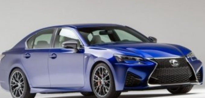 Lexus выложили видео спортивного седана GS F 2016