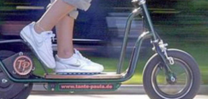 На Дачном проспекте сбили человека на самокате