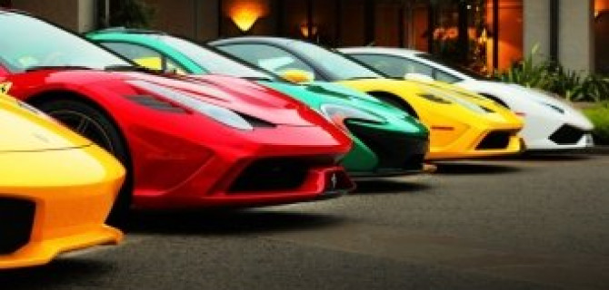 В США начался легендарный аукцион раритетных автомобилей Monterey Car Week