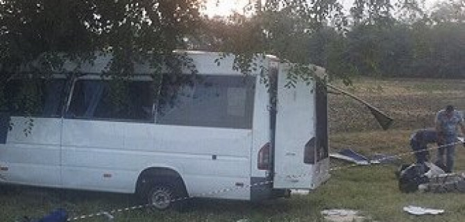 На Кубани В ДТП с маршруткой погибли два человека 