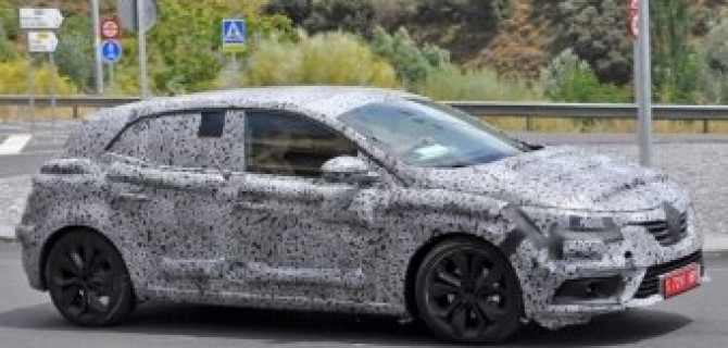 В Германии во время прохождения финальных тестов замечен новый Renault Megan
