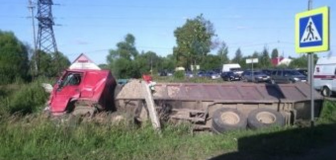 В Ярославле в ДТП с автобусом пострадали три человека