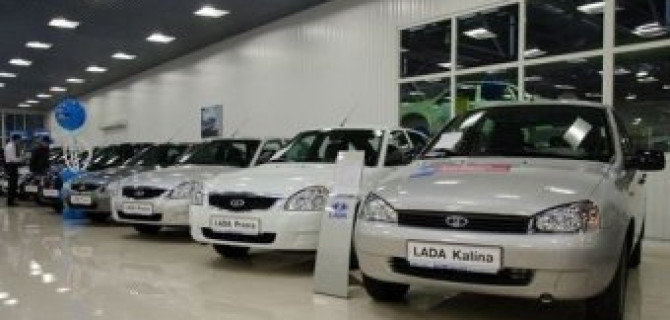 АвтоВАЗ может повысить цены на автомобили Lada