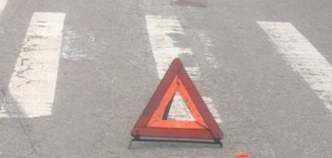 На проспекте Просвещения сбит ребенок на самокате