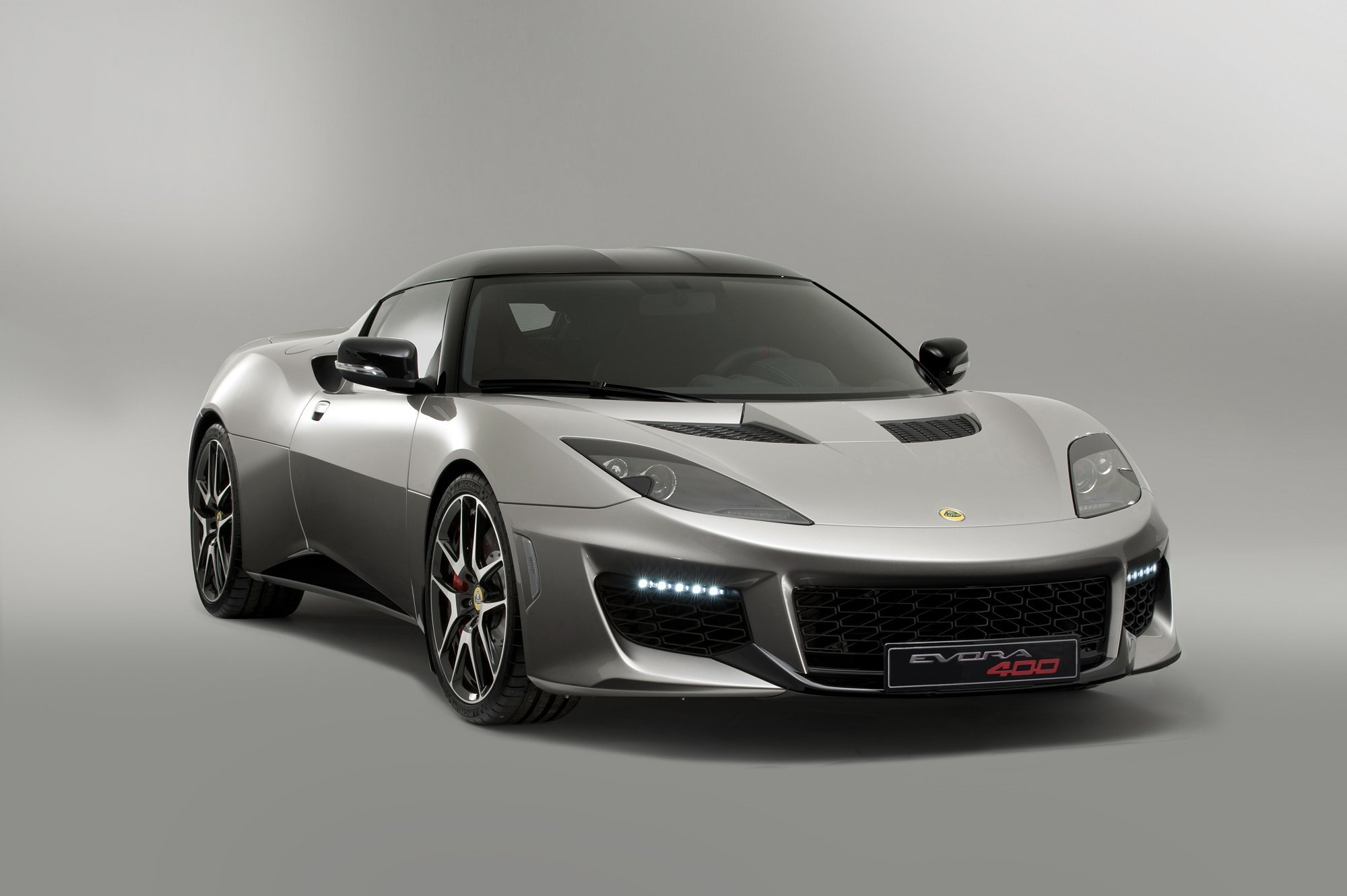 В Европе в дилерских центрах стал доступен Lotus Evora 400 Lotus Evora 400.jpg