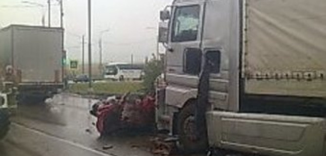 Под Тулой в ДТП погибли двое взрослых и ребенок