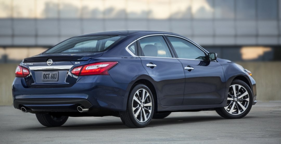 Nissan официально представили новый Altima Nissan Altima 2016 6.jpg