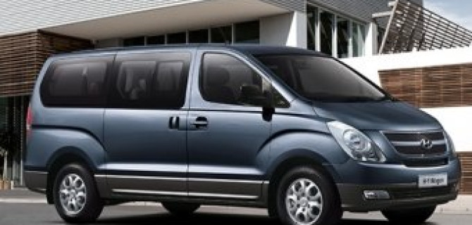 Начались продажи обновленного минивена Hyundai Н-1