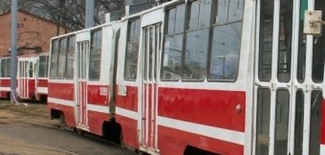 На Просвещения столкнулись два трамвая: есть пострадавшие