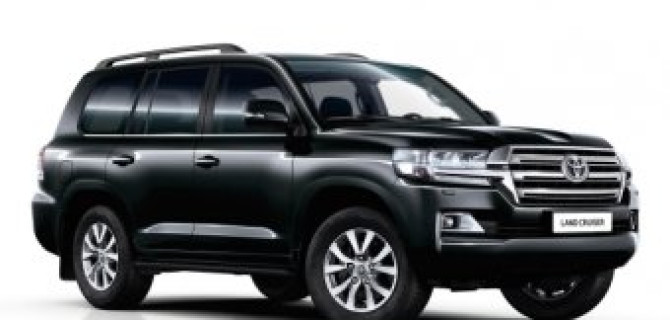 Toyota начала прием заказов на обновленный Land Cruiser 200 в России