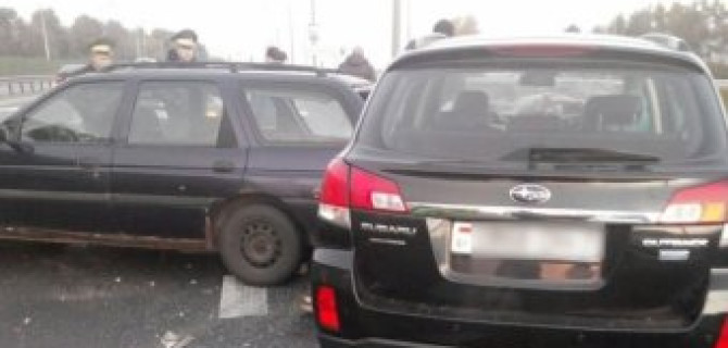 Авария на объездной автодороге Минска с участием Subaru