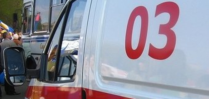 BMW сбил бабушку с внучкой в Петербурге