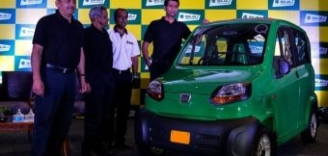 В Индии представили самый дешевый автомобиль в мире - Bajaj Qute