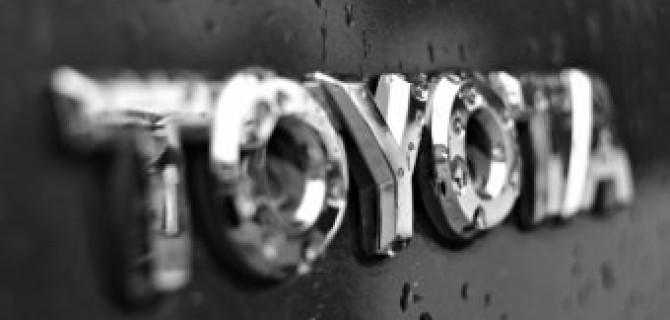 Toyota вырвалась в лидеры мировых продаж