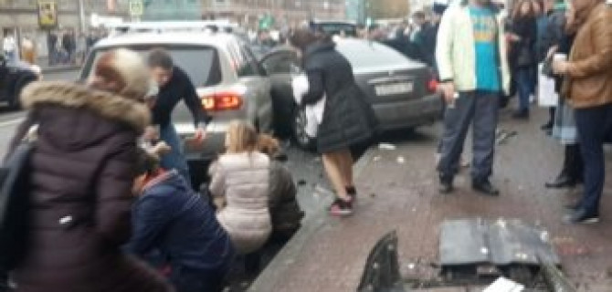 У водителя, сбившего пятерых пешеходов в Петербурге, нашли наркотики