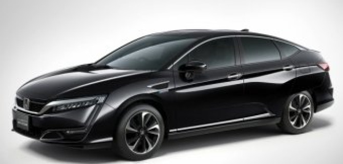 Honda представили новый серийный автомобиль на водороде - Clarity