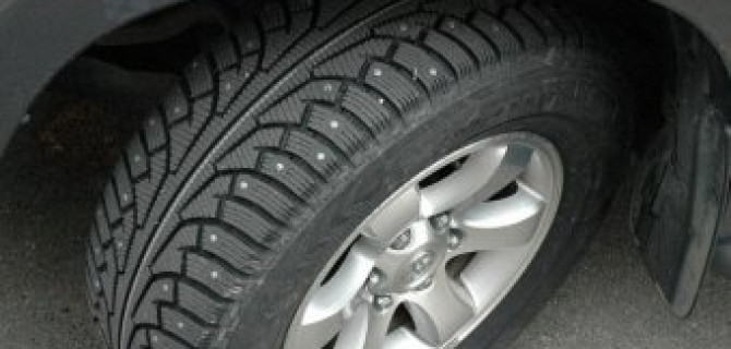 В России вступил в силу закон, запрещающий использование летних шин зимой