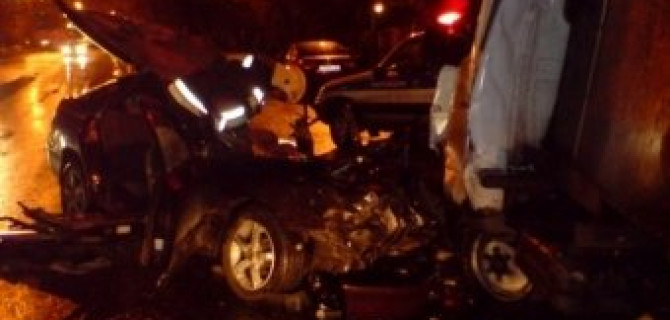 В Воронеже в лобовом столкновении погибли два человека, еще трое пострадали