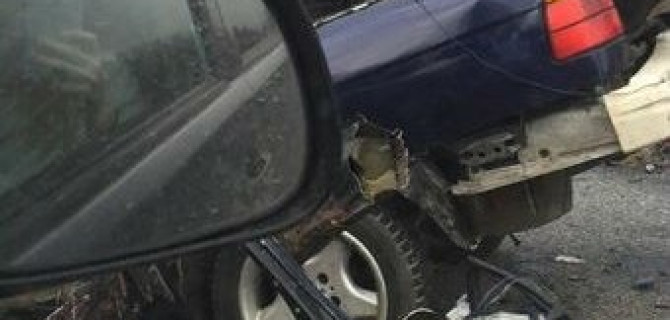 Под Рязанью грузовик разорвал BMW