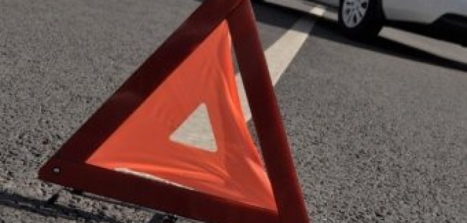 В Гатчинском районе насмерть сбили женщину